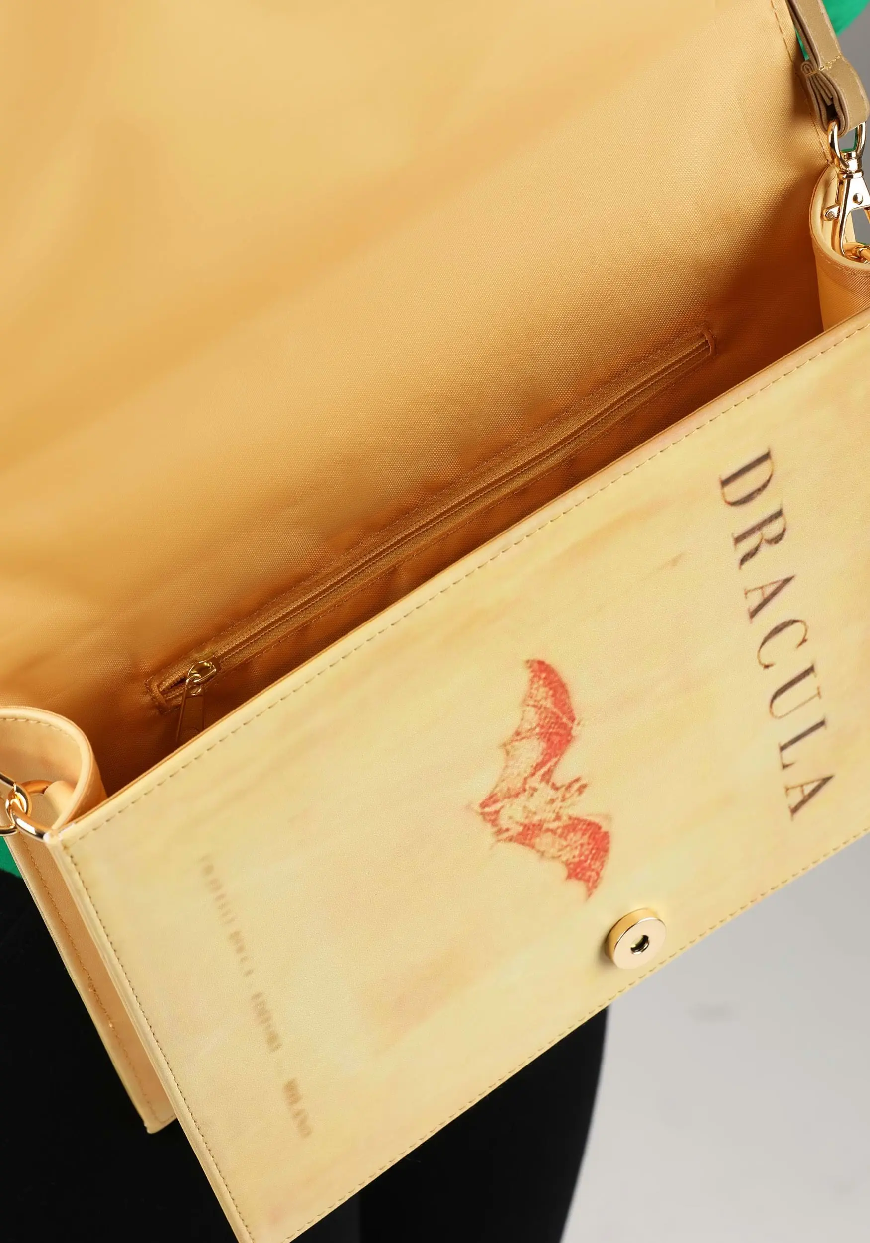 Shenzhen Daniel Bags & Cases Co. Ltd Dracula Book Shaped Bag 4 Shenzhen Daniel Bags & Cases Co. Ltd Dracula Book Shaped Bag - Image 4