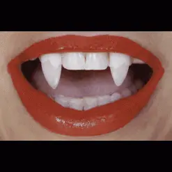 Scarecrow Inc. Default Up Retractable Fangs